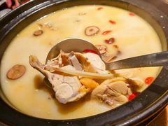 -乔街深夜食堂·小龙虾·高压锅生蚝(杭州总店)