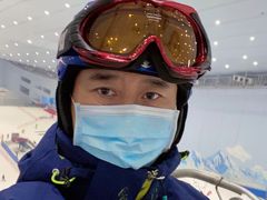 -哈尔滨热雪奇迹