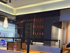 -呷哺呷哺(融创茂店)