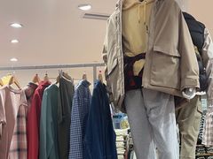 -优衣库(上海虹口龙之梦店)