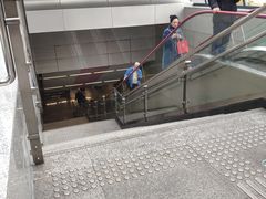 -红土地(地铁站)