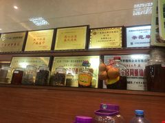 -新一家农家菜(华景新城店)