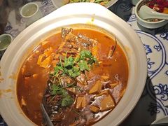 -卢大鲜鱼头捞饭(美利广场店)