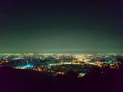 -紫金山山顶公园