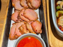 -蜜桃餐厅·伴山(湖滨商业街店)