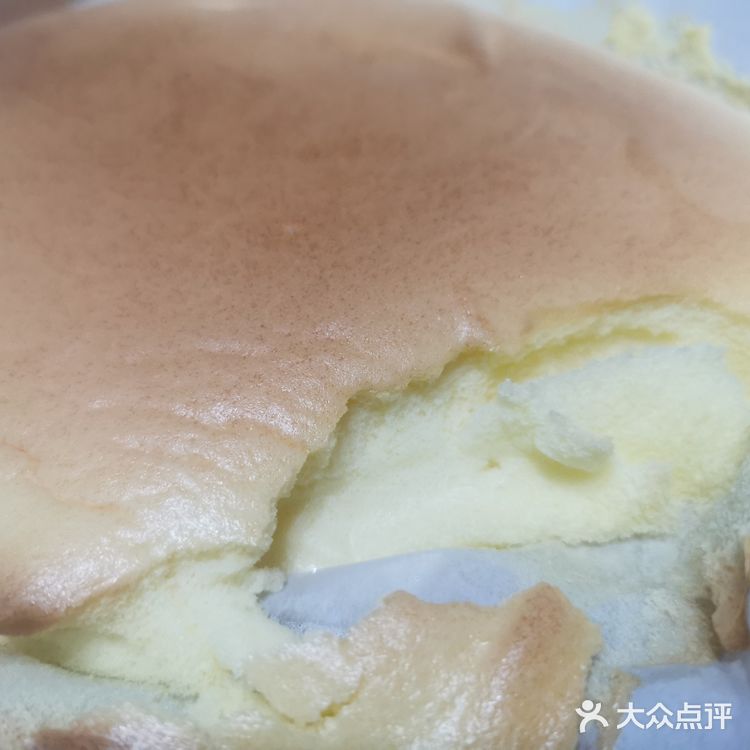 0失败戚风蛋糕攻略 1.三个鸡蛋，蛋白蛋黄分开装