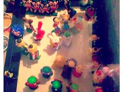 橱柜里的小泥人-做了不起的80后