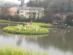 -粤港芭莎美容美发化妆学校