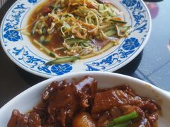 -回头客餐厅·家的味道农家菜·虹鳟鱼·铁锅炖(雁栖湖店)