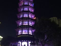 -绳金塔
