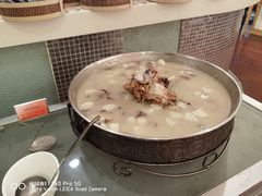 -深圳富苑皇冠假日套房酒店