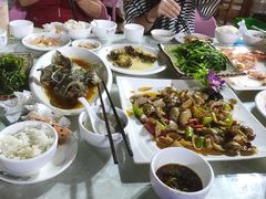 蒜蓉蒸鲍鱼-范饭椰林川湘味海鲜·椰子鸡(三亚湾椰梦长廊店)