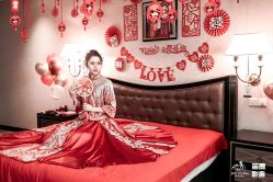 -艾朵婚纱