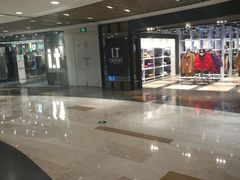 -i.t(湖滨银泰in77店)
