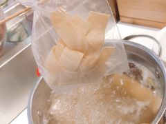 -百品聚旋转火锅(号外店)