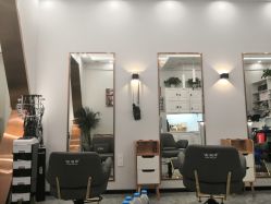 -V8潮牌·接发烫染连锁