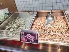 -琦王花生(中央商场店)