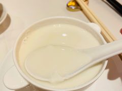 蛋白杏仁茶-利苑酒家(合景国际金融广场店)