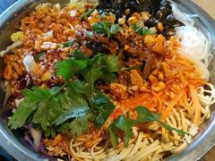 小味拌菜-喝丢一只鞋辣炒海鲜小烧烤(三八广场店)
