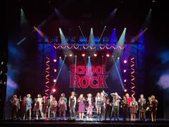 -交通银行前滩31演艺中心