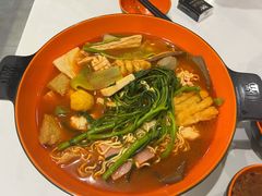 -张亮麻辣烫(三亚商品街店)