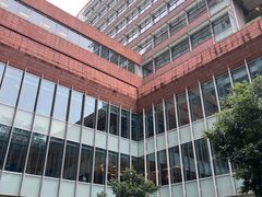 -香港大学