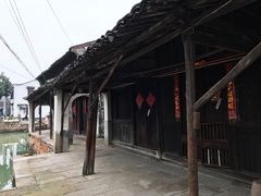 -丝绸小镇荻港古村