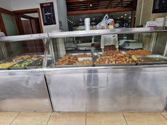 面包甜点陈列柜-桥香园云南过桥米线(金马碧鸡店)