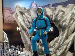 -燕莎奥特莱斯购物中心