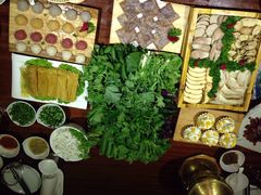 慢丽江庭院休闲餐厅(西山人家店)-慢丽江·云南野生菌土鸡锅(西山店)