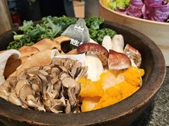 -三出山火锅(南京万象天地店)