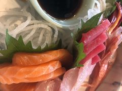 刺身拼盘-美洲岛烤肉自助餐厅