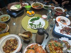 -钟掌勺忘不了地道湘菜(新天地假日广场店)