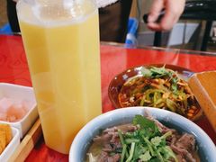 -冯烫烫跷脚牛肉·川菜小馆(武胜西街店)