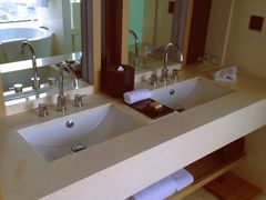 -杭州逸酒店(西湖武林店)