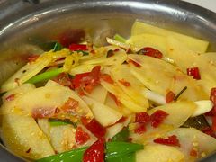 -郭婆婆疯子鸡·土货江湖菜馆