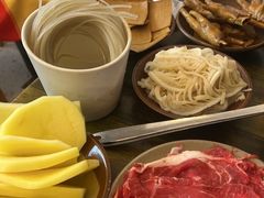 -黄潇洒老火锅(九眼桥宏济巷店)