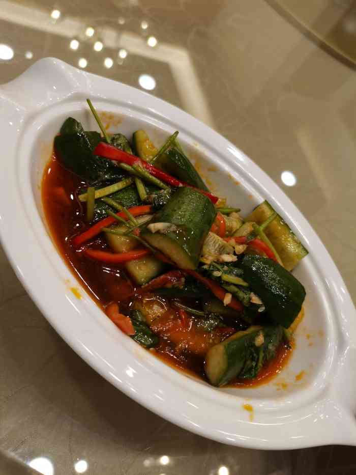 明公馆大酒楼(勤诚达)-"环境很好,软装做的很舒适,有10%的服务.