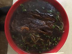 -小龙大肉面馆