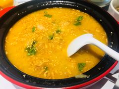 鲜虾汤海鲜泡饭-蝴蝶里·粤菜·点心(龙湖杭州金沙天街店)
