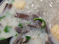 -鸭小妹鸭血粉丝(老门东店)