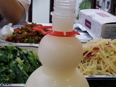 -临江餐馆二楼美食部落
