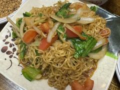 炒方便面-源味居手把签烧烤(长春一店)