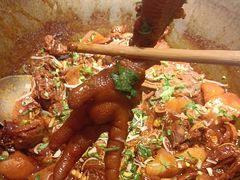 -山河屯铁锅炖(哈西站店)