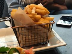 特色薯条配蒜泥蛋黄酱-Boxing Cat Brewery拳击猫精酿啤酒馆(永福店)