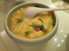 上汤虾仁鲜腐竹-禾珍珠家常小馆(河南博物院店)