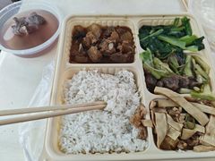 -华记煲仔华·煲仔饭(人和店)
