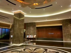 -华海酒店(茂名高铁站店)