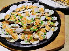 -何师烧烤·香辣蟹·川菜·30年老品牌(太古里旗舰店)
