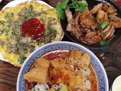 -亚忠小吃店(曾厝垵店)
